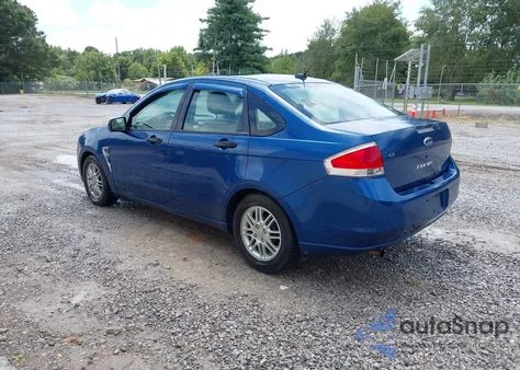 2008 Ford Focus Se/Ses z USA, uszkodzony, nr VIN 1FAHP35N48W280752